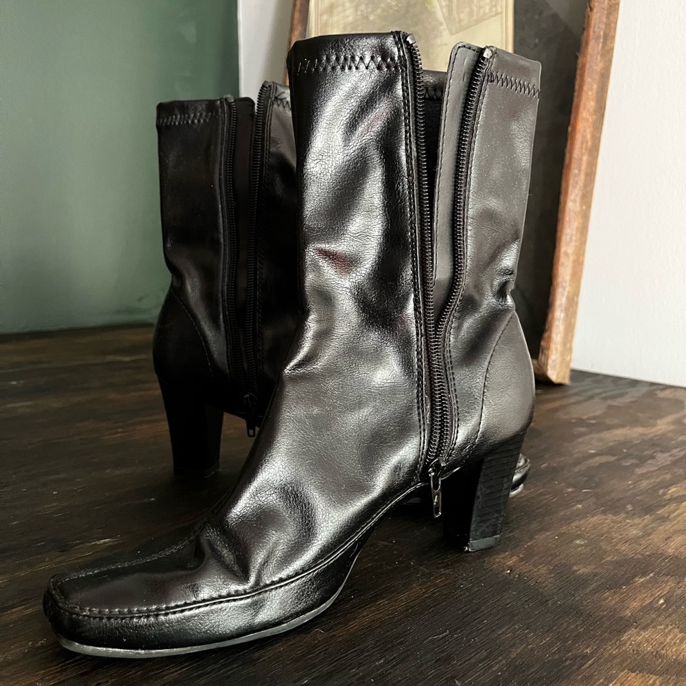 7.5 black leather ankle boot